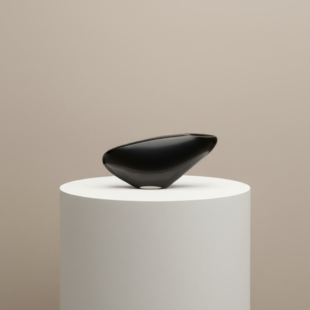 GLASS VASE ORGANIC DESIGN