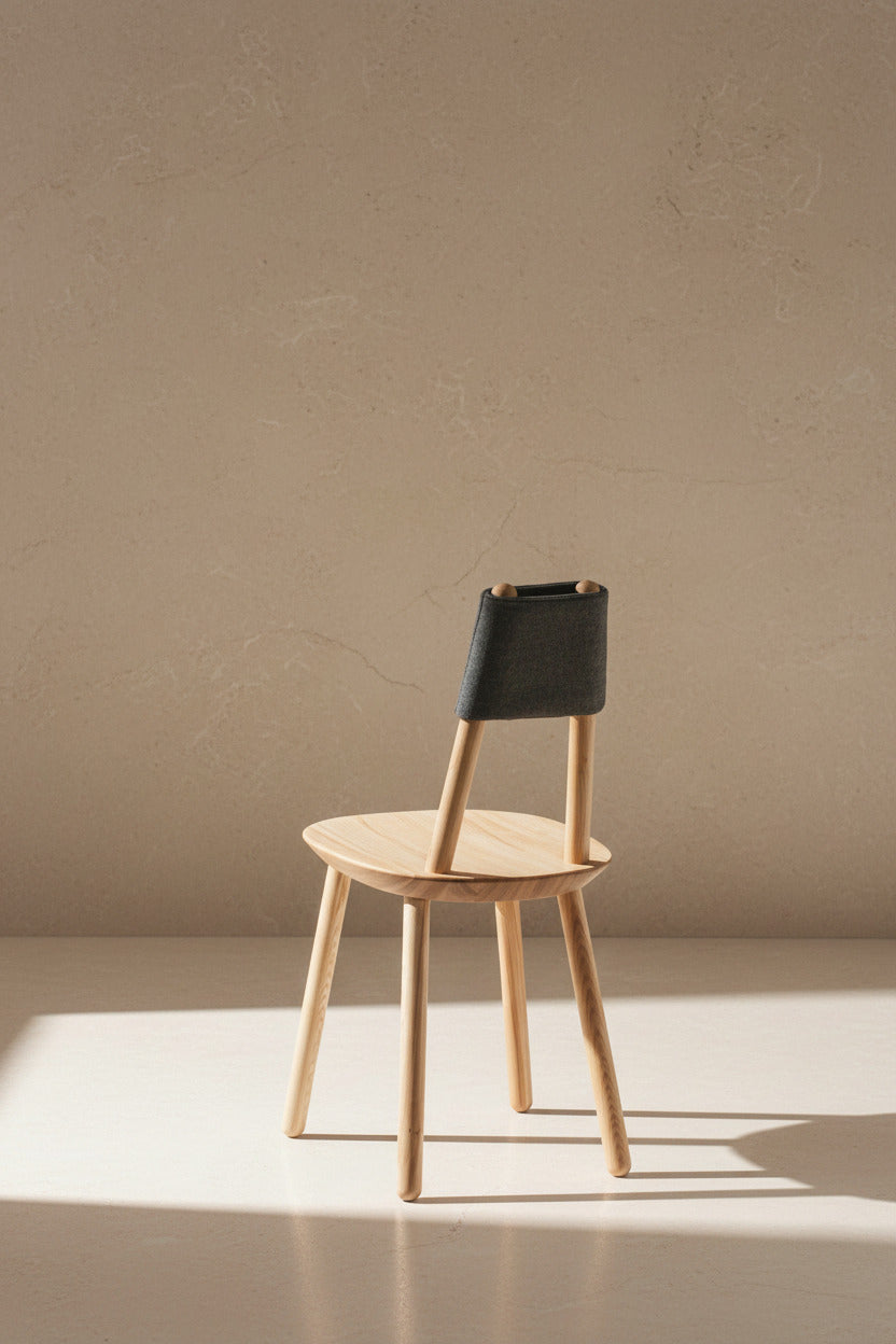 NAÏVE DINING CHAIR
