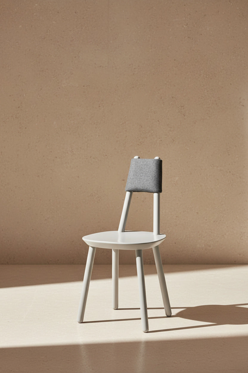 NAÏVE DINING CHAIR