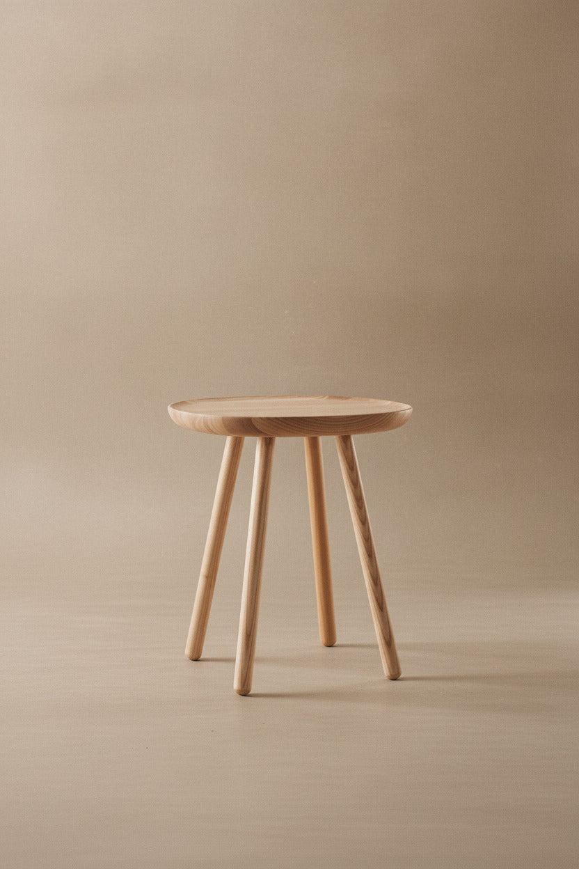 NAÏVE SIDE TABLE
