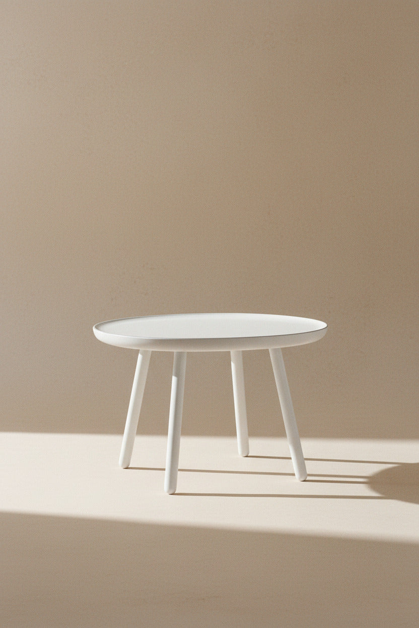 NAÏVE SIDE TABLE