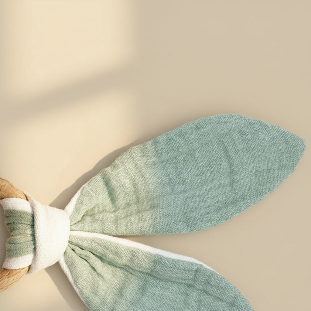 ORGANIC COTTON TEETHING RING GREEN